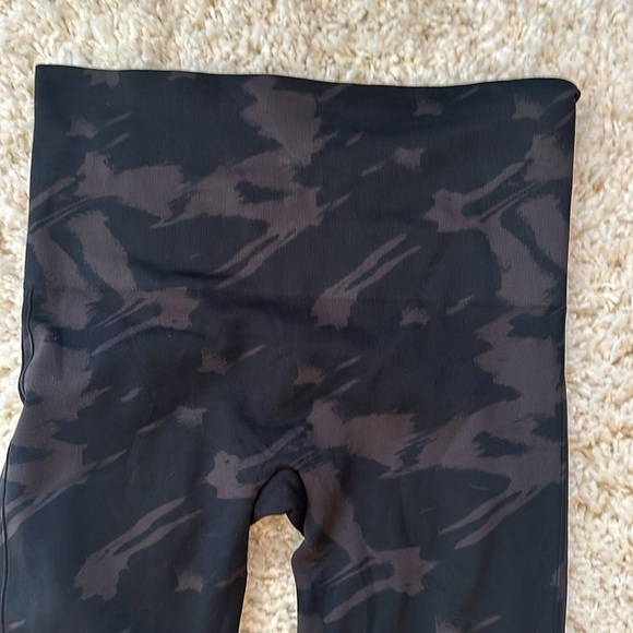SPANX LEGGINS L - Picture 3 of 7